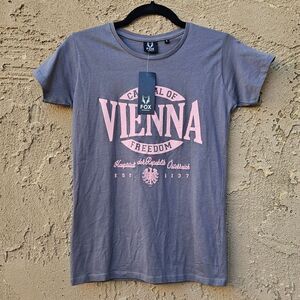 Fox Gray Vienna Graphic T-Shirt Size S